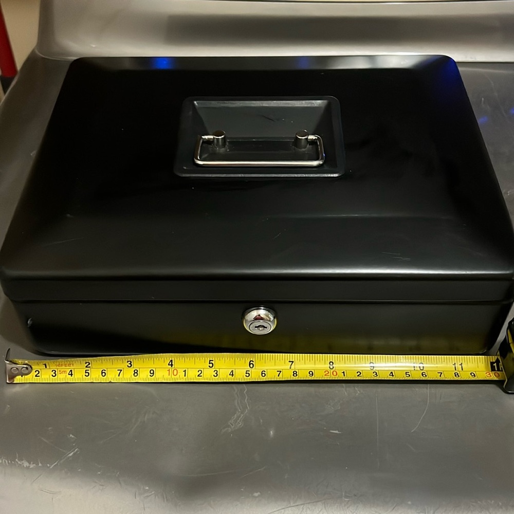 12x9 money drawer- missing key!